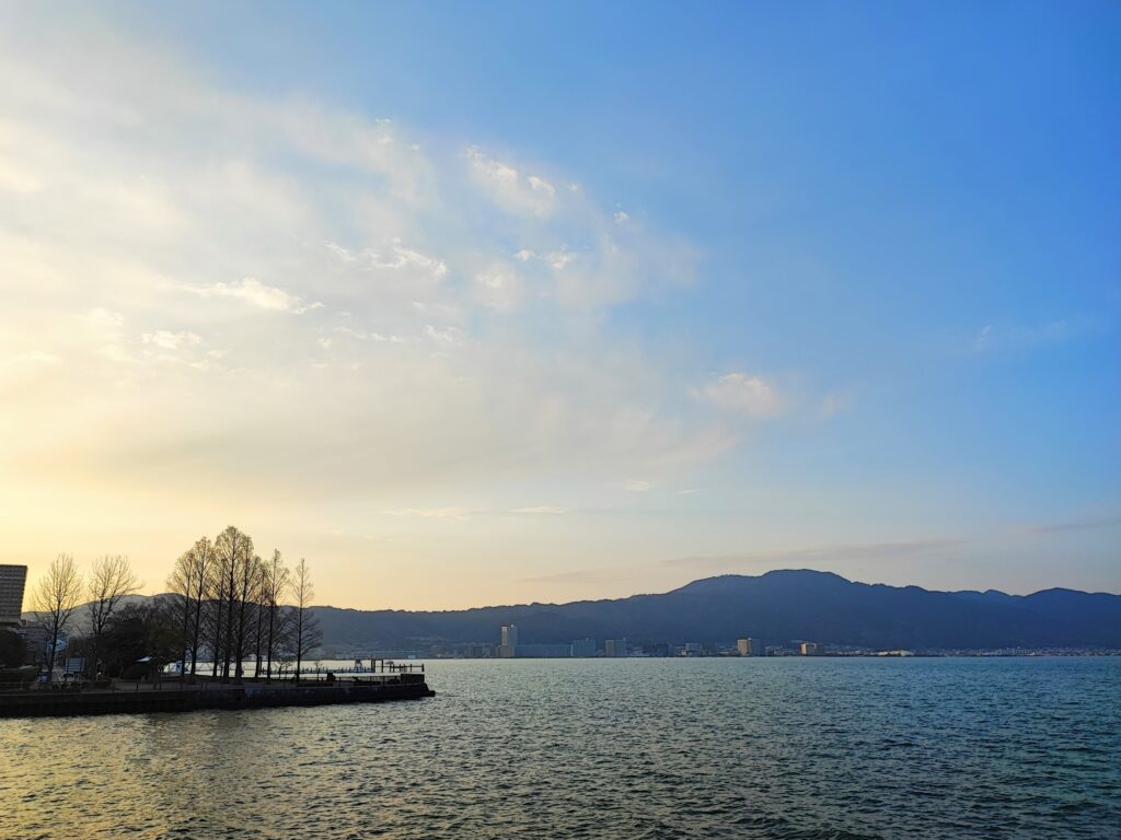滋賀、琵琶湖。